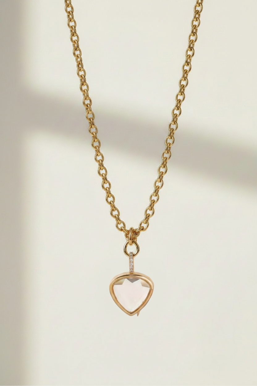 Heart Necklace - Clean Hanging Shot